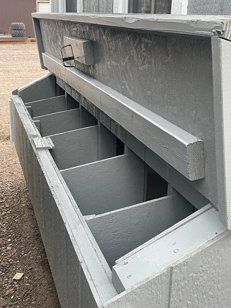 Quaker 6' x 8' Walk-In Chicken Coop – Spacious Backyard Poultry Housing