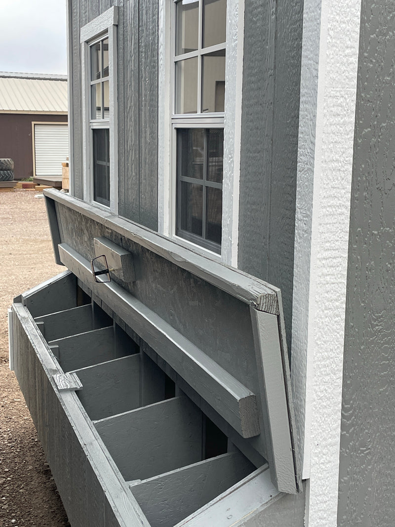 Quaker 6' x 8' Walk-In Chicken Coop – Spacious Backyard Poultry Housing